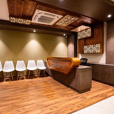 Lavender Infopark Kochi Hotel Exterior photo