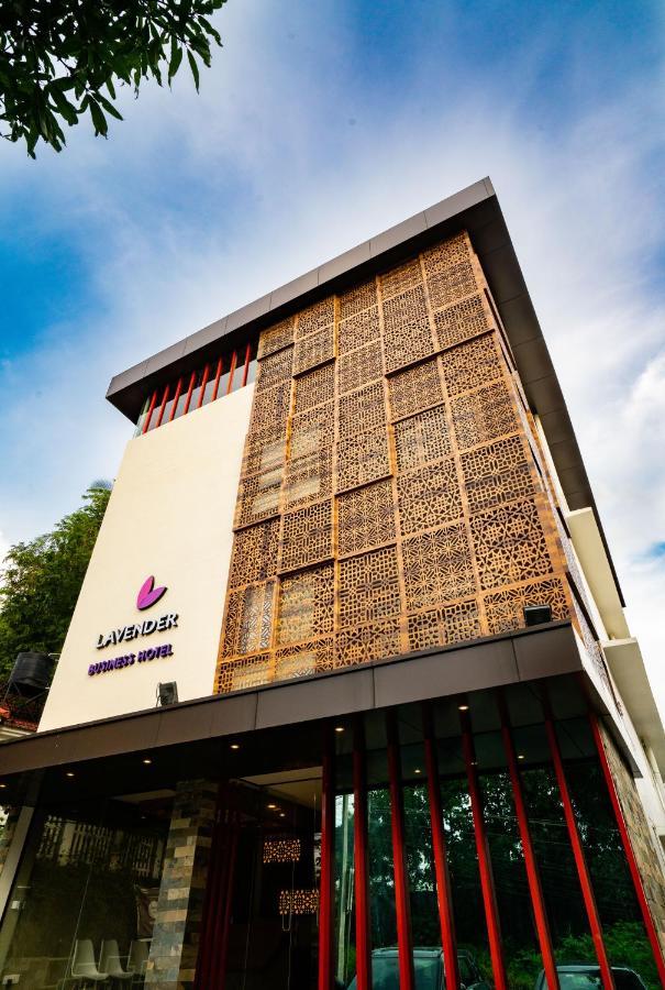 Lavender Infopark Kochi Hotel Exterior photo