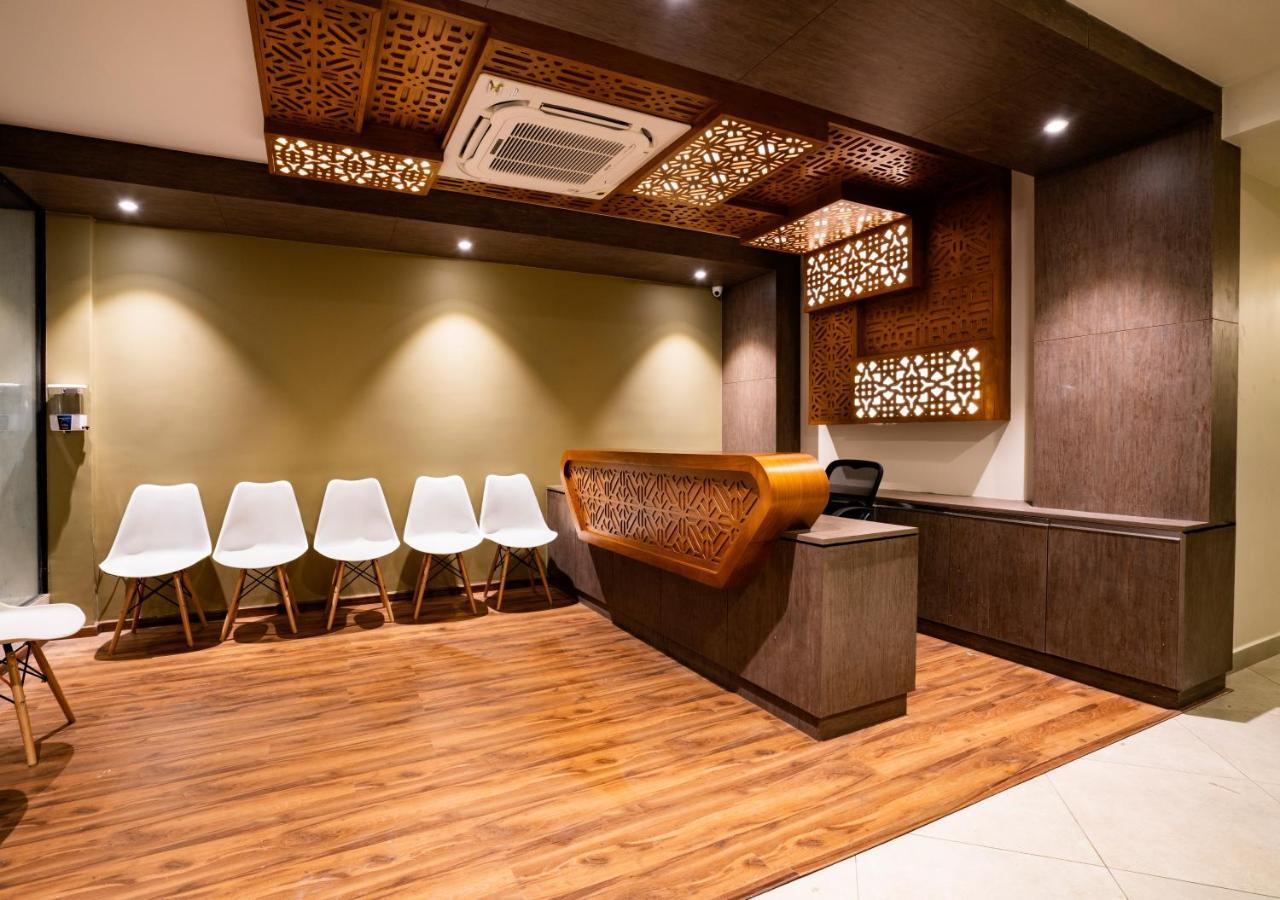 Lavender Infopark Kochi Hotel Exterior photo