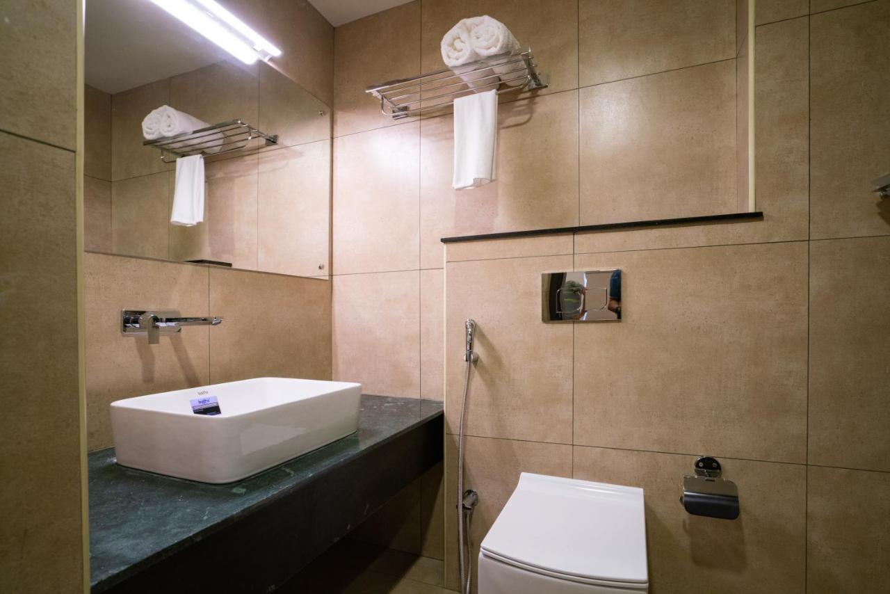 Lavender Infopark Kochi Hotel Exterior photo